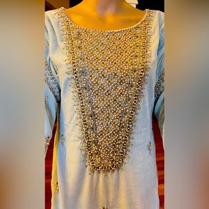 Fancy,Pakistani chiffon and velvet suit with hand made motifs work. 2 piece.
